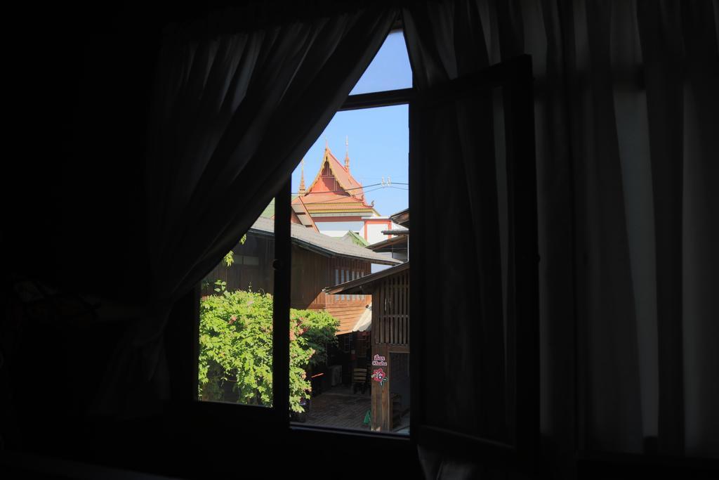 Siriwan Hostel Chiang Mai Esterno foto