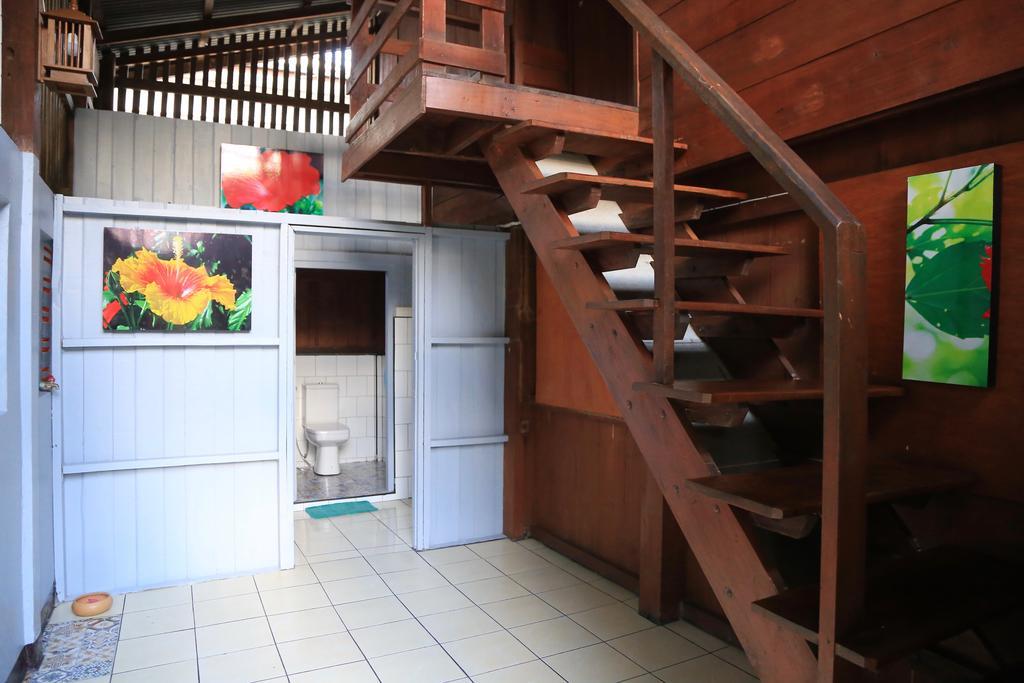 Siriwan Hostel Chiang Mai Esterno foto